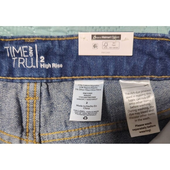 🆕️TIME AND TRU Women's Sz 2 Mid Wash High-Rise Barrell Jeans Whiskers Trendy - Picture 7 of 11